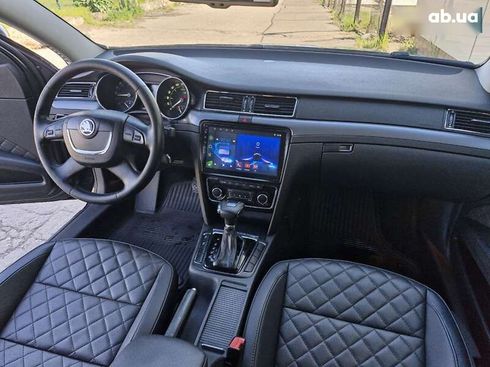 Skoda Superb 2010 - фото 20