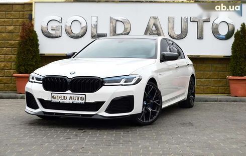 BMW 5 серия 2017 - фото 6