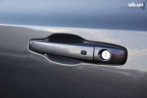 Chrysler 300C 2013 - фото 27