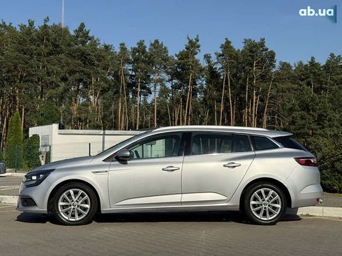 Renault Megane 2017 - фото 11