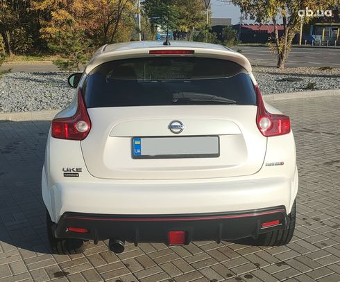 Nissan Juke 2013 белый - фото 7