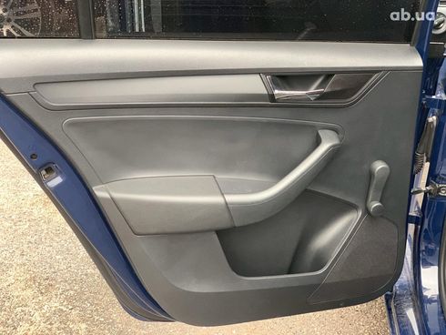 Skoda Rapid 2018 синий - фото 20