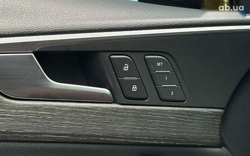 Audi A4 2018 - фото 19