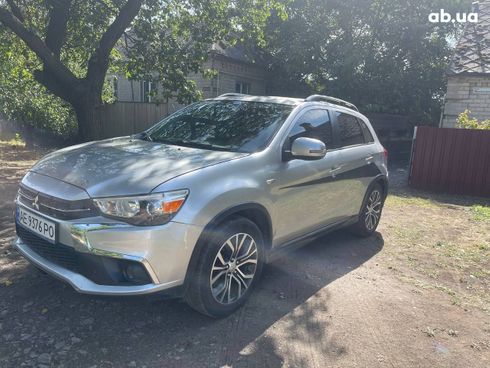 Mitsubishi Outlander 2018 серый - фото 5