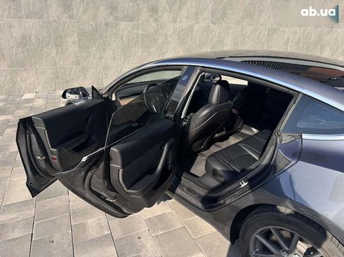 Tesla Model 3 2019 - фото 7