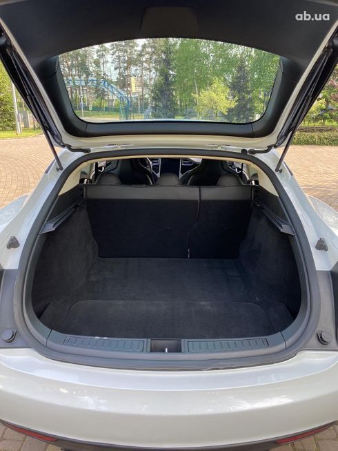 Tesla Model S 2013 белый - фото 18