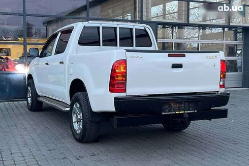 Toyota Hilux 2011 - фото 5