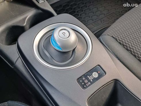 Nissan Leaf 2014 белый - фото 23