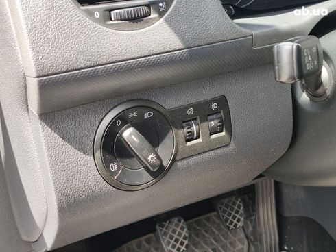 Volkswagen Caddy 2013 серый - фото 17