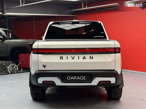 Rivian R1T 2023 - фото 17