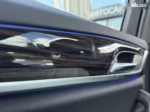 BMW 5 серия 2020 - фото 23