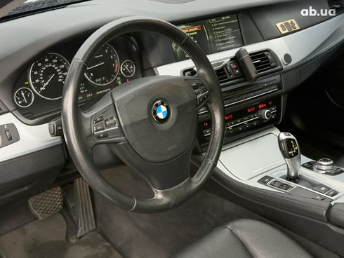 BMW 5 серия 2013 серый - фото 13