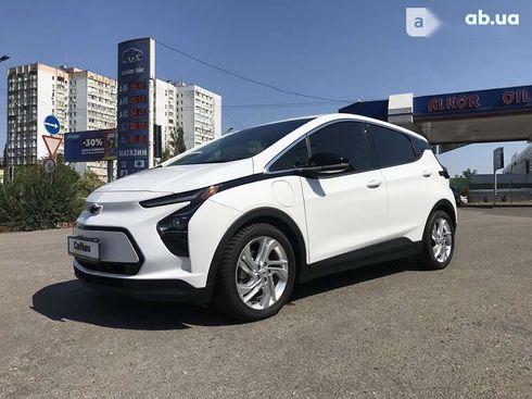 Chevrolet Bolt 2022 - фото 6