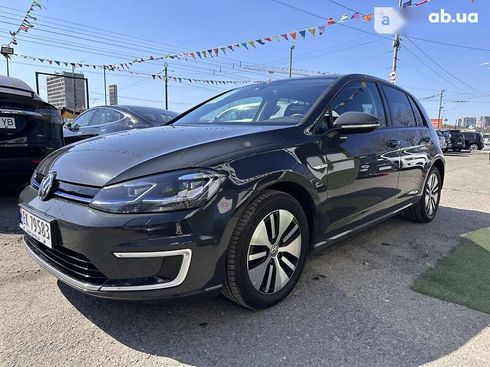 Volkswagen e-Golf 2017 - фото 3