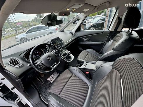 Renault Scenic 2017 - фото 20