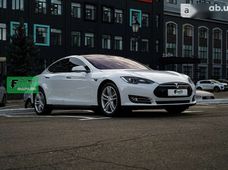 Купить Tesla Model S 2015 бу в Киеве - купить на Автобазаре