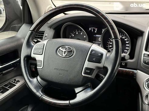 Toyota Land Cruiser 2012 - фото 14