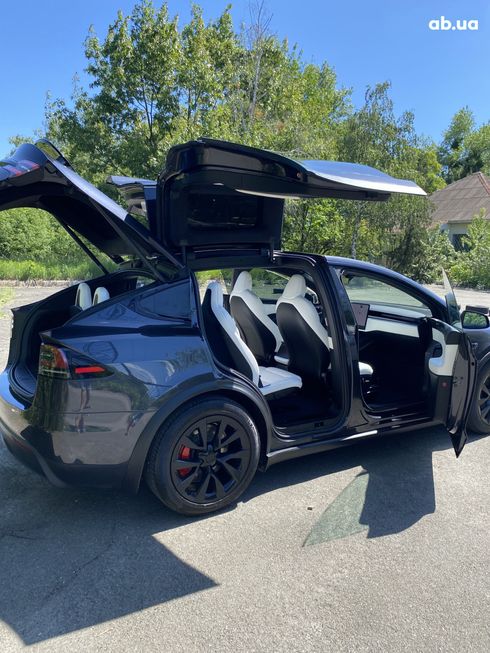 Tesla Model X 2024 серый - фото 11