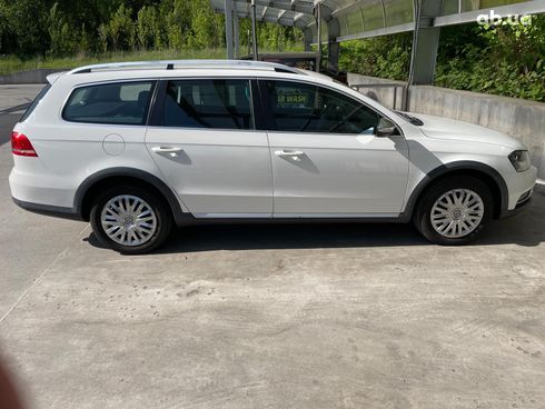 Volkswagen passat alltrack 2013 белый - фото 13