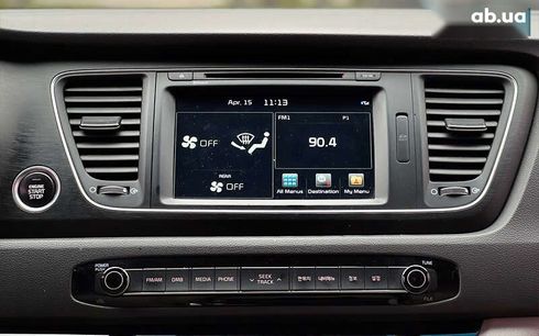 Kia Carnival 2015 - фото 13