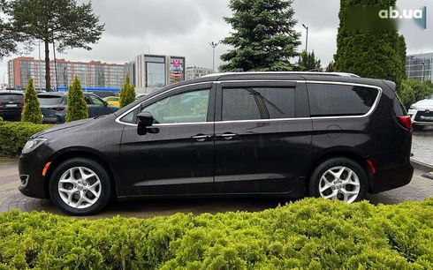 Chrysler Pacifica 2017 - фото 4