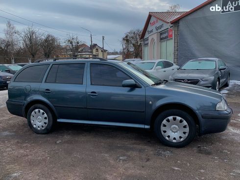 Skoda Octavia 2005 серый - фото 4