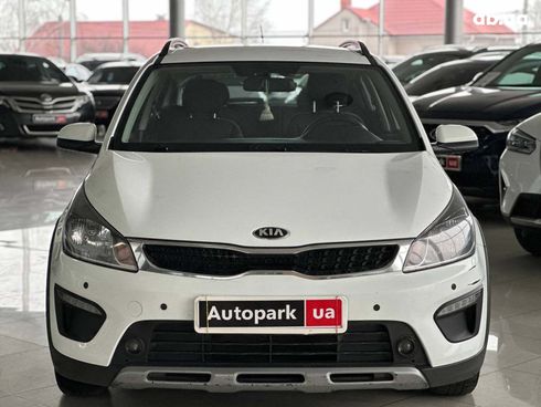 Kia Rio 2018 белый - фото 2