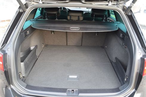 Volkswagen Passat 2017 черный - фото 11