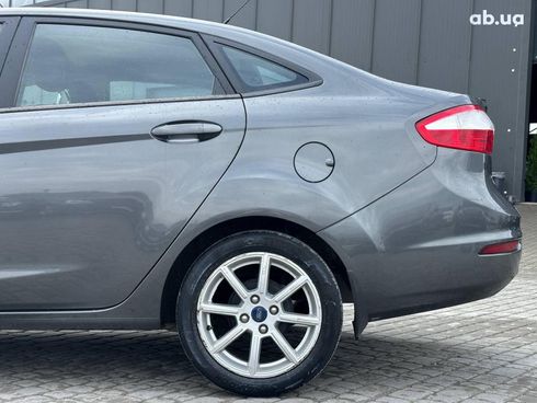 Ford Fiesta 2019 серый - фото 5