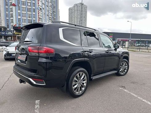 Toyota Land Cruiser 2023 - фото 3