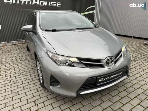 Toyota Auris 2014 - фото 10