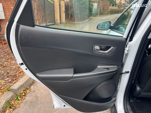 Hyundai Kona Electric 2019 белый - фото 63