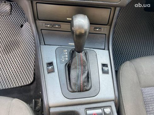 BMW 3 серия 2003 серый - фото 24
