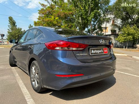 Hyundai Elantra 2018 синий - фото 7