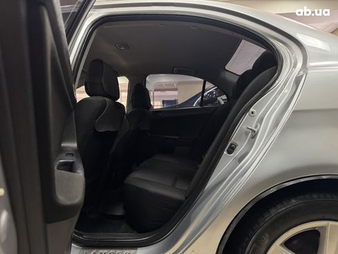 Mitsubishi Lancer 2008 серебристый - фото 3