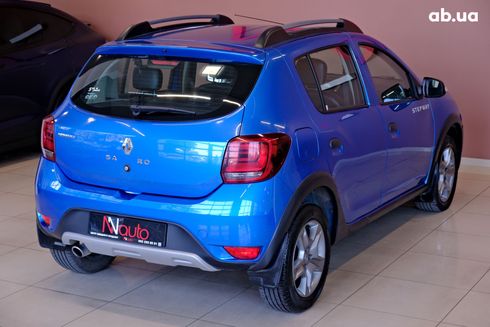 Renault Sandero Stepway 2019 голубой - фото 6