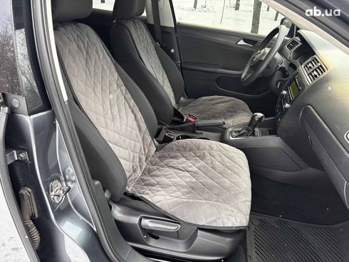 Volkswagen Jetta 2012 серый - фото 17