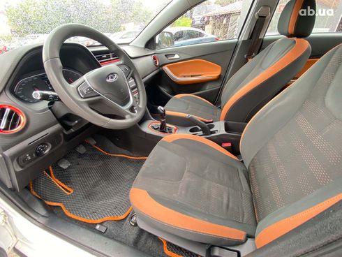 Chery Tiggo 2020 белый - фото 27