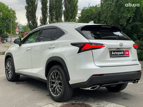 Lexus NX 2016 белый - фото 13