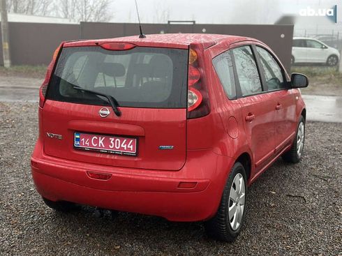 Nissan Note 2010 - фото 15