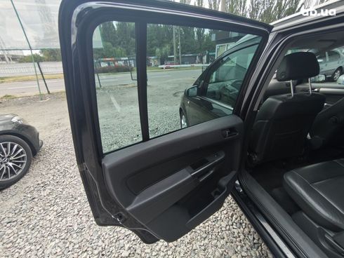 Opel Zafira 2005 черный - фото 14