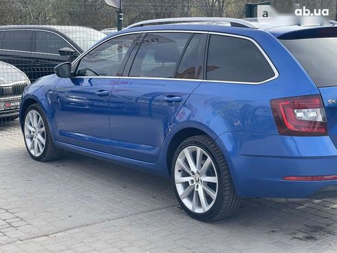 Skoda Octavia 2019 - фото 23