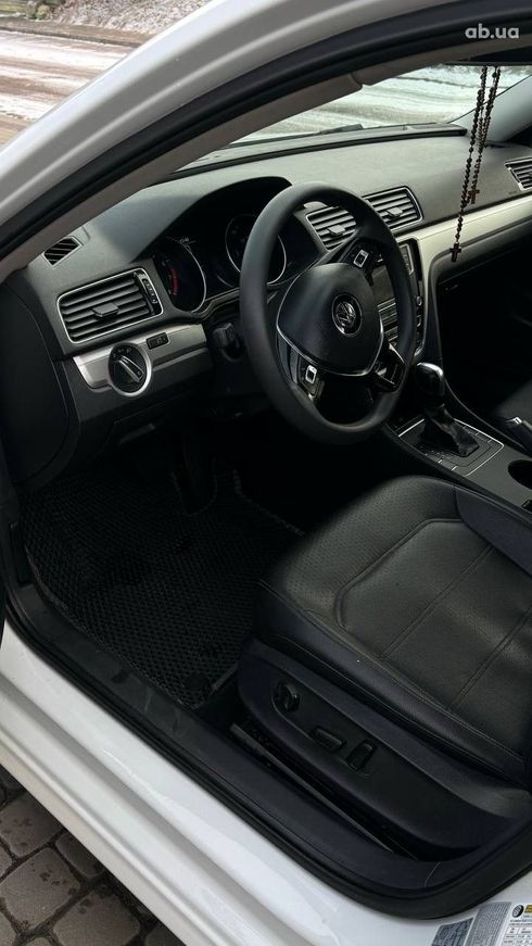 Volkswagen Passat 2015 белый - фото 5