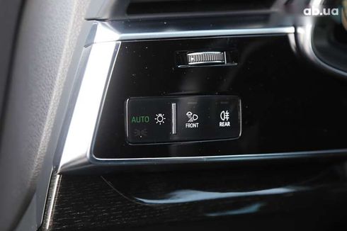 Audi Q8 2020 - фото 28