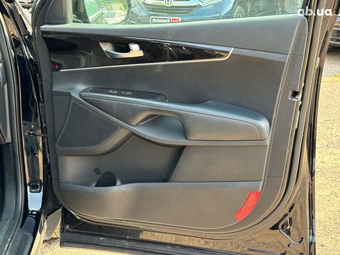 Kia Sorento 2017 черный - фото 95