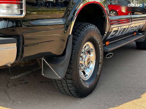Ford Excursion 2005 - фото 23