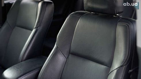 Toyota RAV4 2017 - фото 18