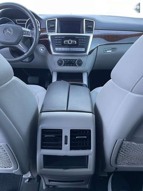Mercedes-Benz M-Класс 2013 - фото 10