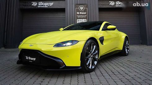 Aston Martin Vantage 2018 - фото 15