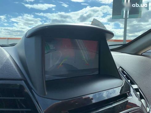 Ford Fiesta 2019 - фото 23